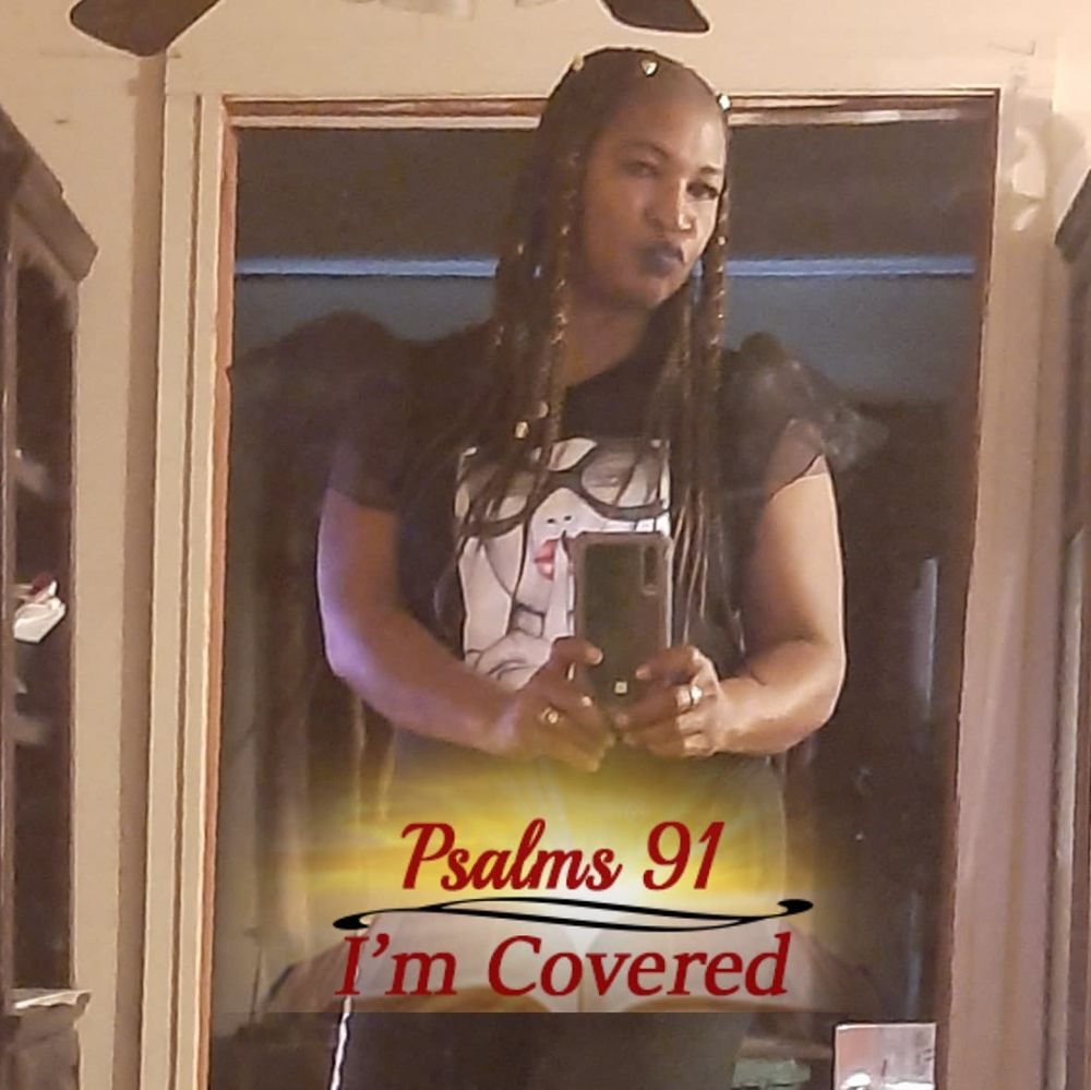 Meet your Posher, Linda